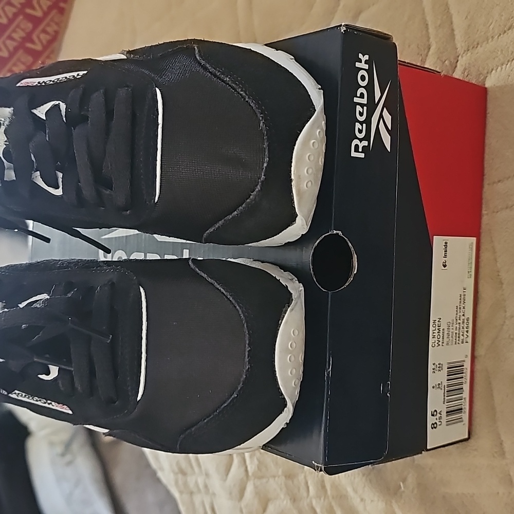 Black reebok